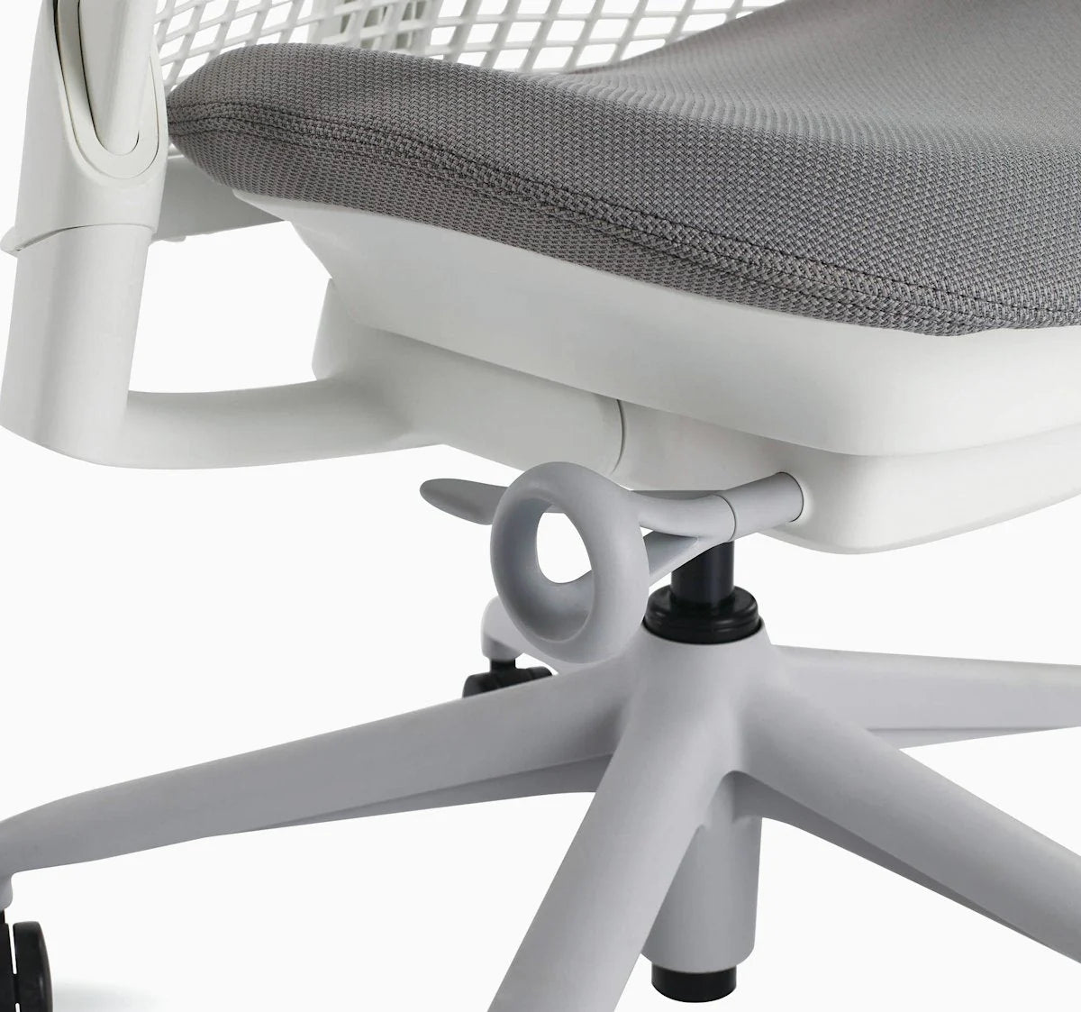 Sayl Chair