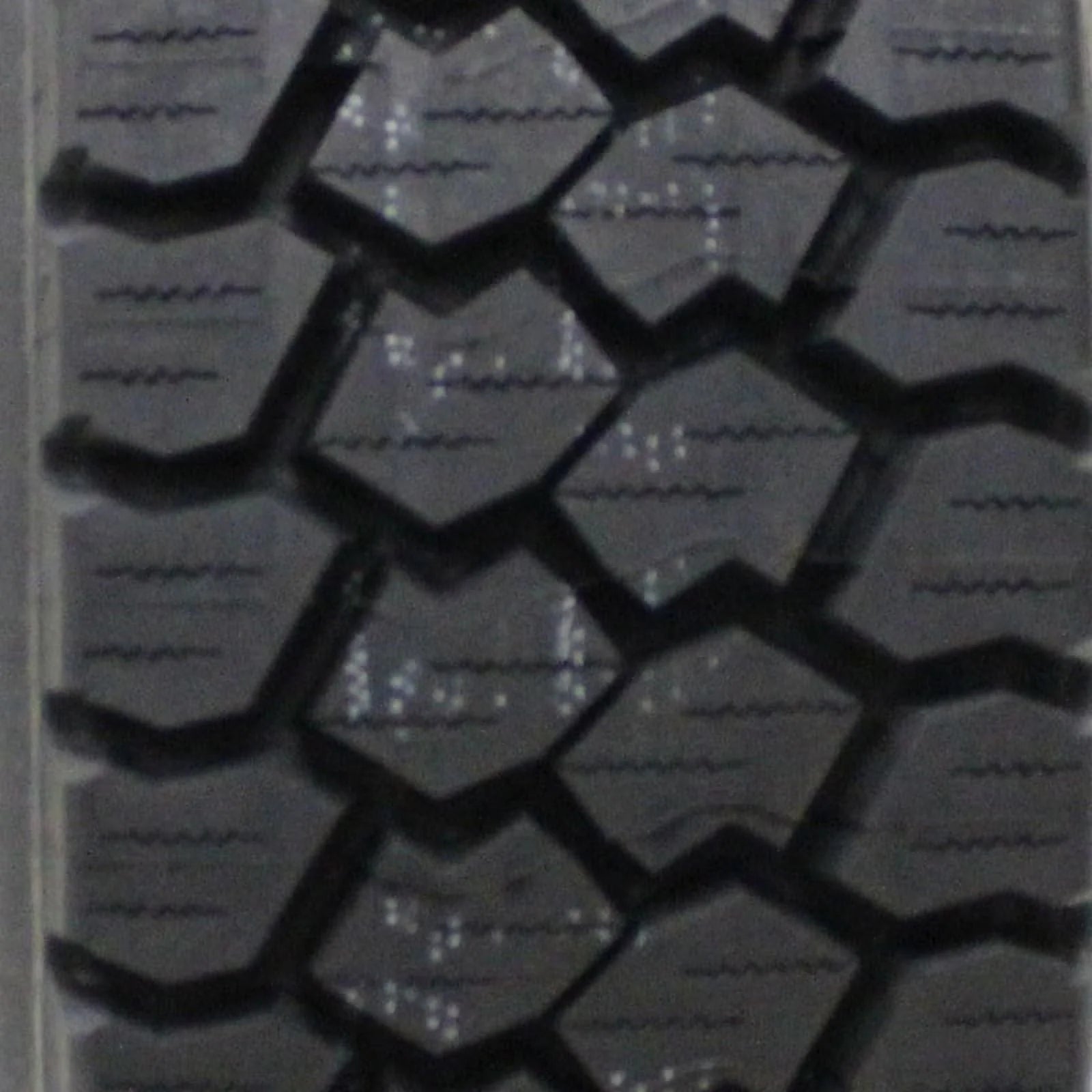 245/70R19.5 133L G commercial tyre