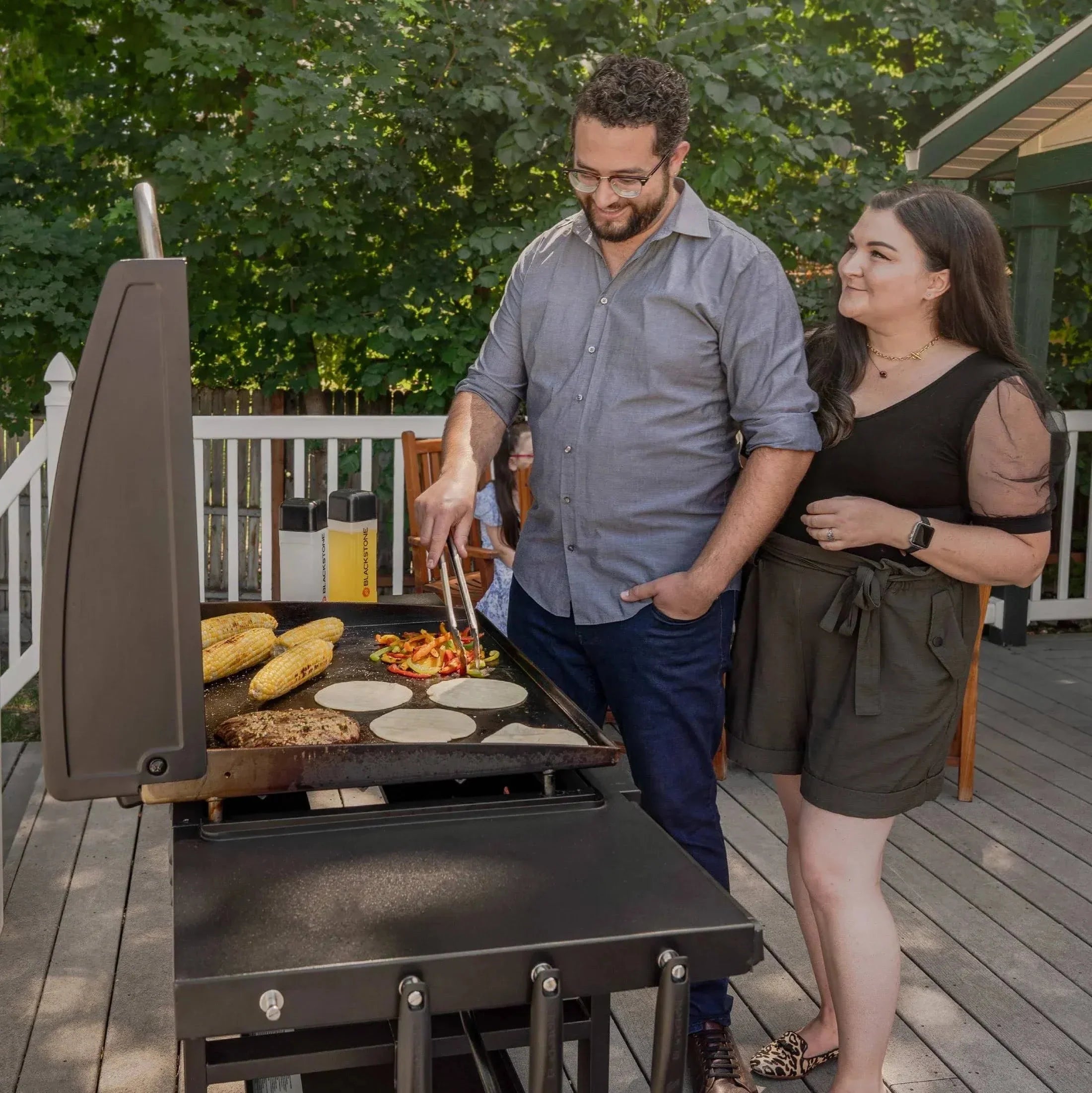 Blackstone 3-Burner 28 XL Griddle with Hood in Black