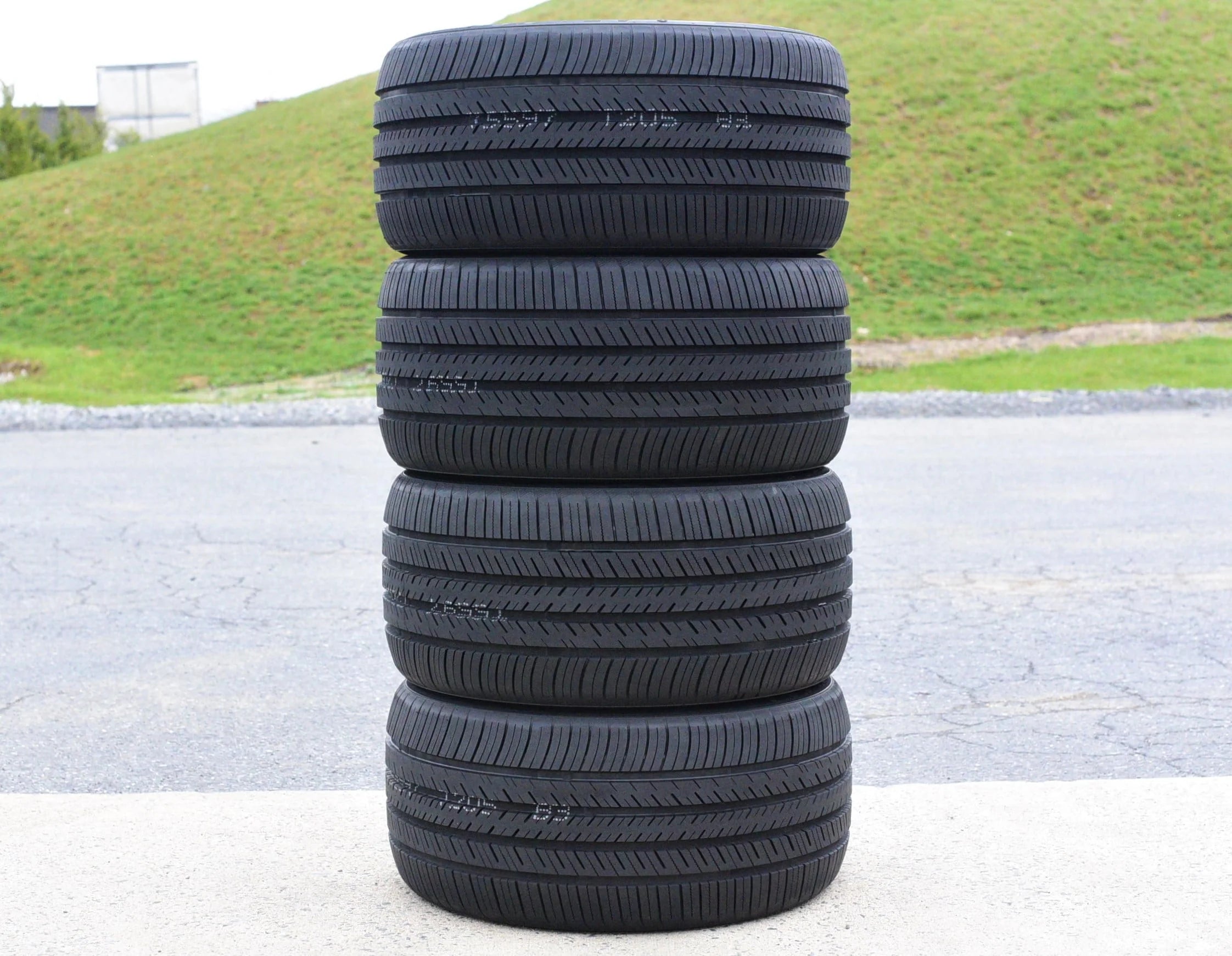 Set of 4 (four) 255/30R20 92W XL high performance full season tyres suitable for: 2016-23 Audi TTS Quattro base